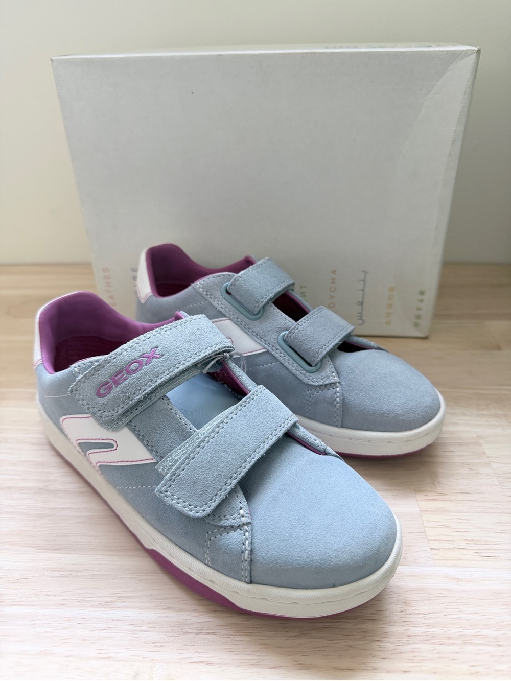 Geox Respira J Mania GA Sneakers Girls 3.5 |Suede & Synthetic Leather Velcro